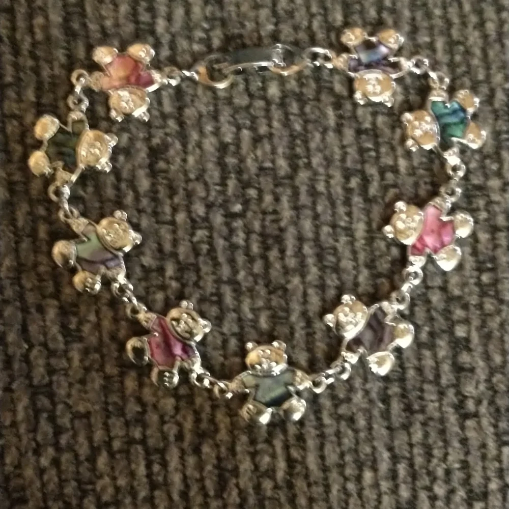 Girls Teddy Bear necklace and bracelet - Picture 4 of 4